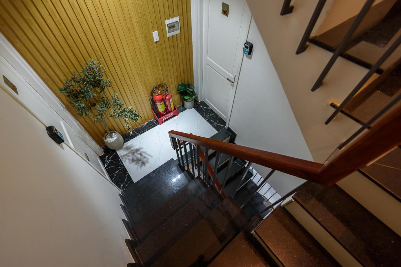 Cozrum Homes - Graceful Corner Ho Chi Minh City Bagian luar foto